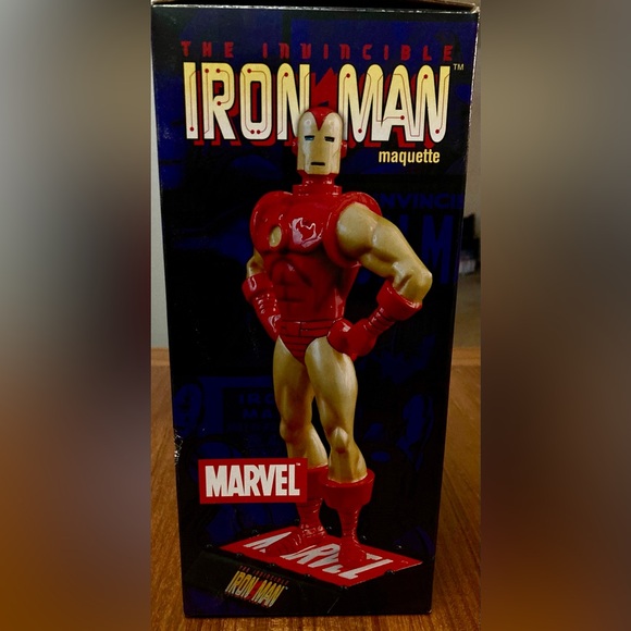 New-Marvel Iron Man Figure in Red and Yellow-never opened. - Picture 4 of 6